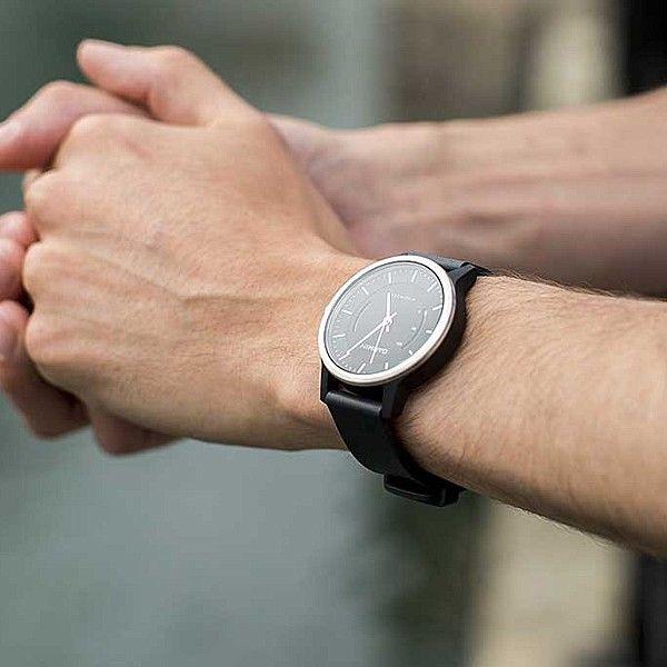 Фитнес часы Garmin vivomove Sport Black 010-01597-00