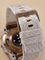 Спортивные часы Garmin Epix Pro Gen 2 Sapphire Edition (42мм) Soft Gold с нейлоновым ремешком 010-02802-20